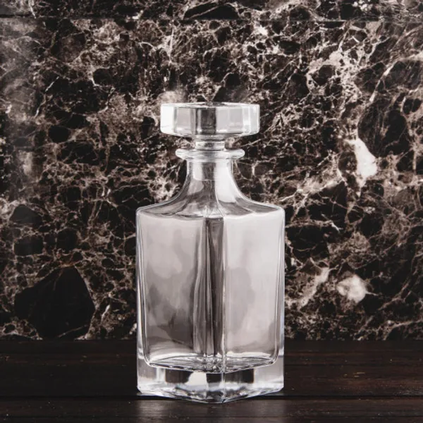 1_Pcs_Decanter_Bottle_Set_For_Scotch_(Set_of_1)