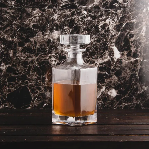 1_Pcs_Decanter_Bottle_Set_For_Scotch_(Set_of_1)