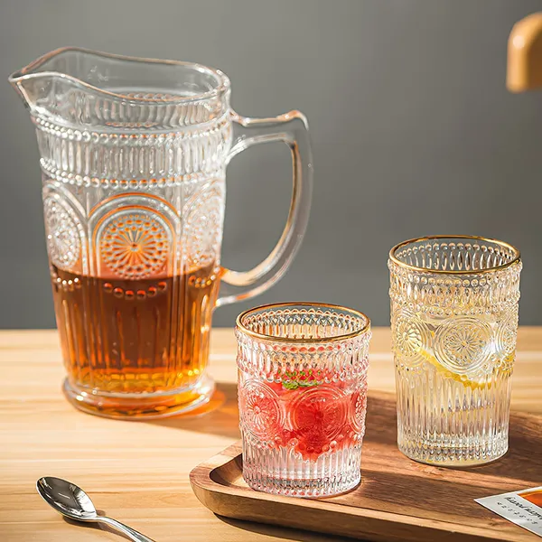 1.5_Liter_Premium_Juice_and_Water_Glass_Pitcher_jug_with_Lid_and_Jug_Romantic_Style_Water_jug_with_Handle_hot_Cold_Water,_ice_Lemon_Tea(Set_of_1)