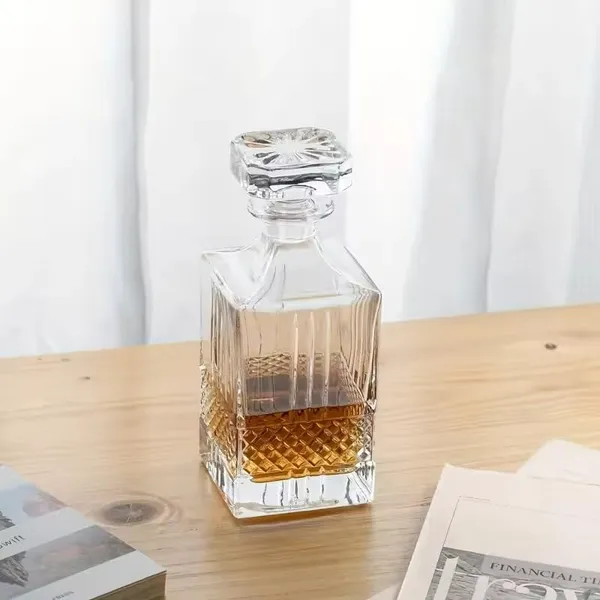 1_Pcs_Decanter_Bottle_Set_For_Scotch_(Set_of_1)