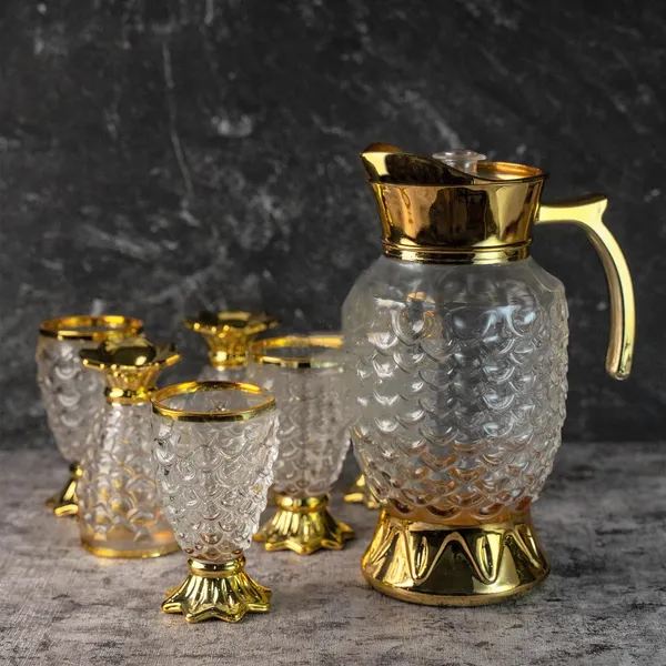 Italian_Premium_Golden_Water_and_Juice_Glasses_Set_of_6_and_Jug_Set_Combo,(6_Pieces_Glasses_300ML_and_1_Water_Juice_Jug_1_Liter),_Transparent,_Glass_and_Jug_Set