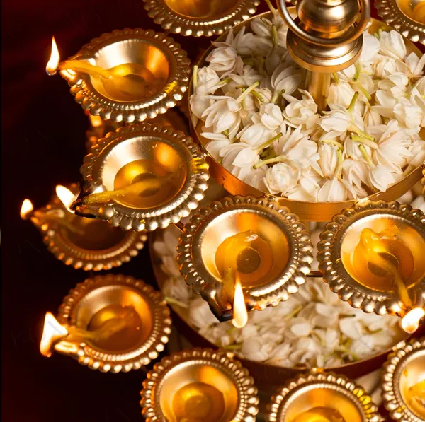 Decorative_Diya_Urli_Shamadan_2_Tier