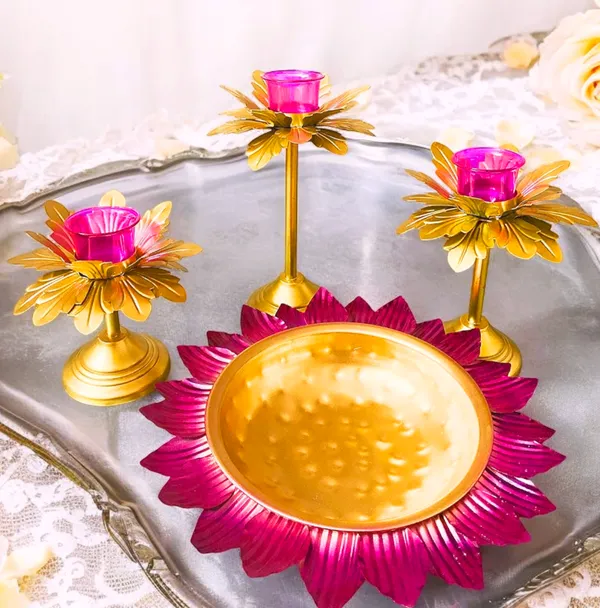 Flower_Shape_Diya_Decorative_Urli_Bowl_for_Home,_Office_and_Table_Decor