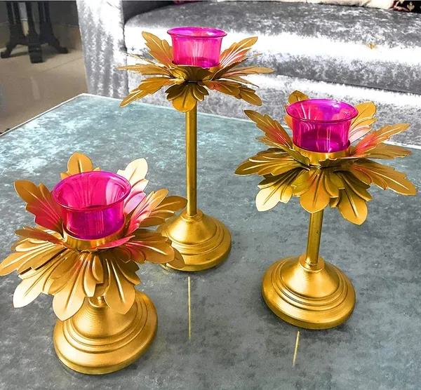 Flower_Shape_Diya_Decorative_Urli_Bowl_for_Home,_Office_and_Table_Decor