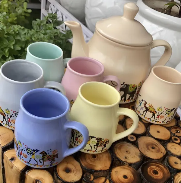 Hand-Painted_Premium_Ceramic_Tea_Morning_Set_-_6_Coffee_Tea_Cups_and_1_Kettle_-_Ideal_Gift_for_Friends,_Anniversaries,_Valentine's_Day,_Birthdays
