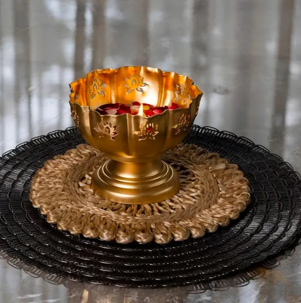 Iron_Lotus_Urli_Decorative_Urli_Bowl_for_Home_Handcrafted_Bowl_for_Floating_Flowers_and_Tea_Light_Candles_and_Table_Decor