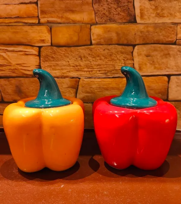 Capsicum_Shaped_Jar_With_lid,_Multi_Utility_500ml,_Ceramic_Kitchen_Canister,_Pickle_Storage_Jar_(Pack_of_2)
