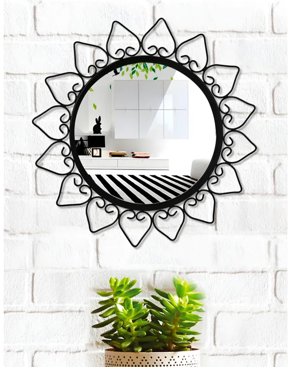 Metal_Wall_Frame_For_Home_Decor