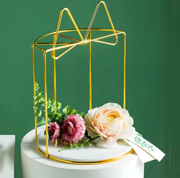 Cupcake_stand_Metal_Cake_Stand,_Multipurpose_Organiser_Wedding_Dessert_Display_Stand