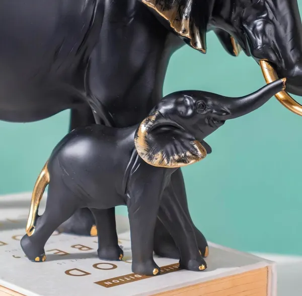 Resin_Mother_Elephant_with_Baby_Figurine_Showpiece_?_Antique_Gold_Polyresin_Sculpture_for_Home_Decoration