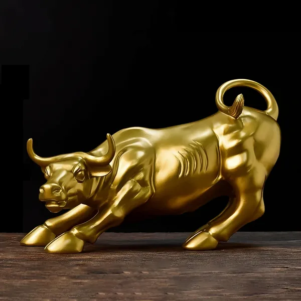 Maxxinn_Wall_Street_Golden_Bull_Statue,_Resin_Bull_Sculpture_Decorative_Showpiece_Collectibles_and_Animal_Figurines_