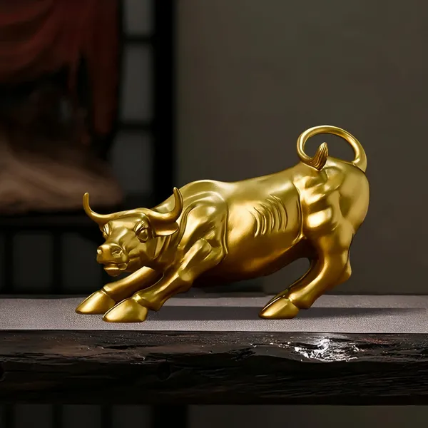 Maxxinn_Wall_Street_Golden_Bull_Statue,_Resin_Bull_Sculpture_Decorative_Showpiece_Collectibles_and_Animal_Figurines_