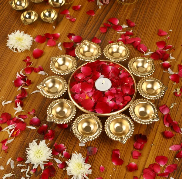 New_Attractive_Diya_Urli_For_Home_Decor