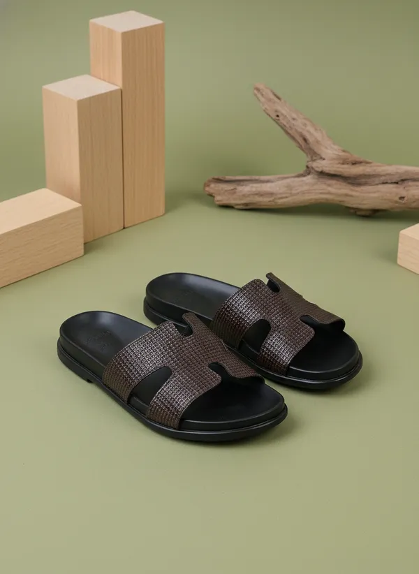 Minimal_Slide_–_Valencia_Brown