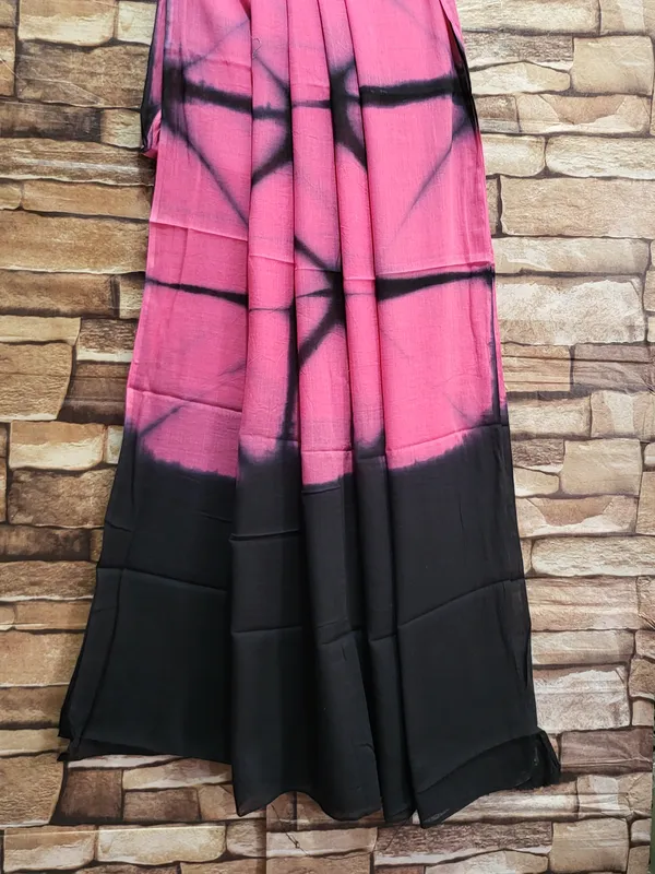 Clamp_Dye_Cotton_Suit_Set_With_Cotton_Duptta_For_Women's