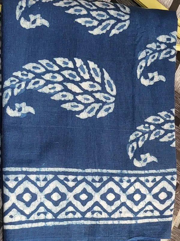 Indigo_Print_Cotton_Suit_Set_With_Cotton_Duptta_