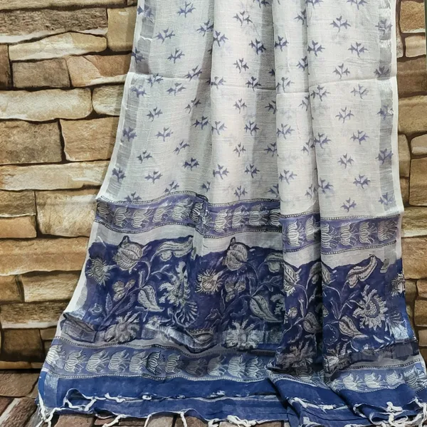Linen_Cotton_Suit_Set_In_Hand_Block_Print_