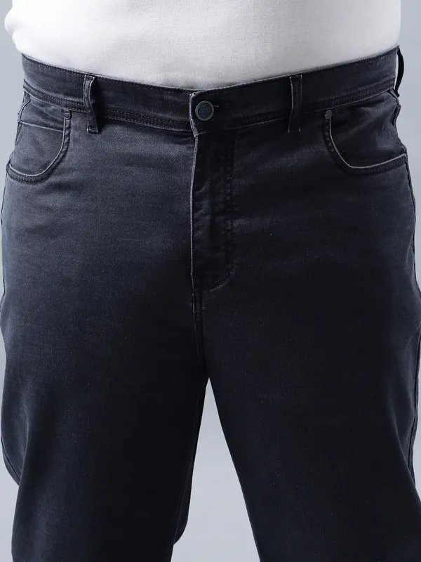 Plus_Size_Navy_Blue_Casual_Stretchable_Denim_Jeans_For_Men