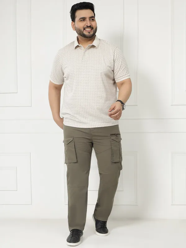 Sage_Green_Auto-Flex_Casual_Stretchable_Cargos_for_Men