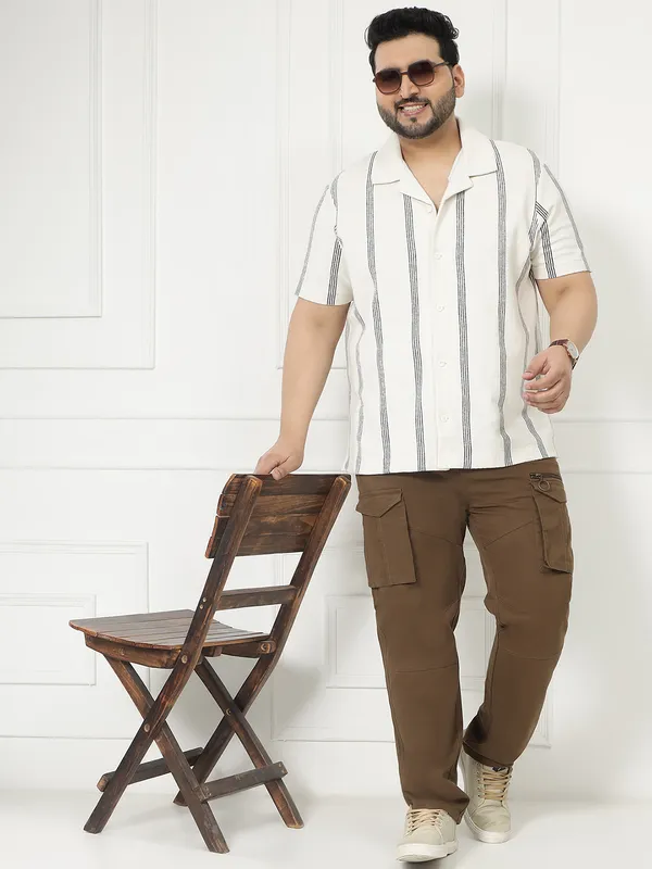 Cedar_Brown_Auto-Flex_Casual_Stretchable_Cargos_for_Men