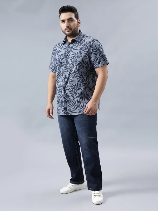 Plus_Size_Deep_Ocean_Blue_Casual_Stretchable_Denim_Jeans_For_Men