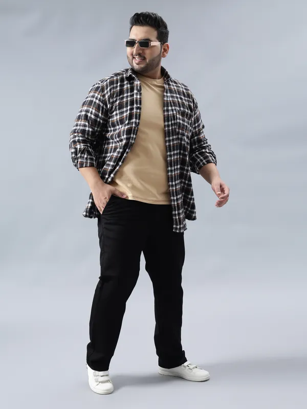 Plus_Size_Black_Casual_Stretchable_Denim_Jeans_For_Men