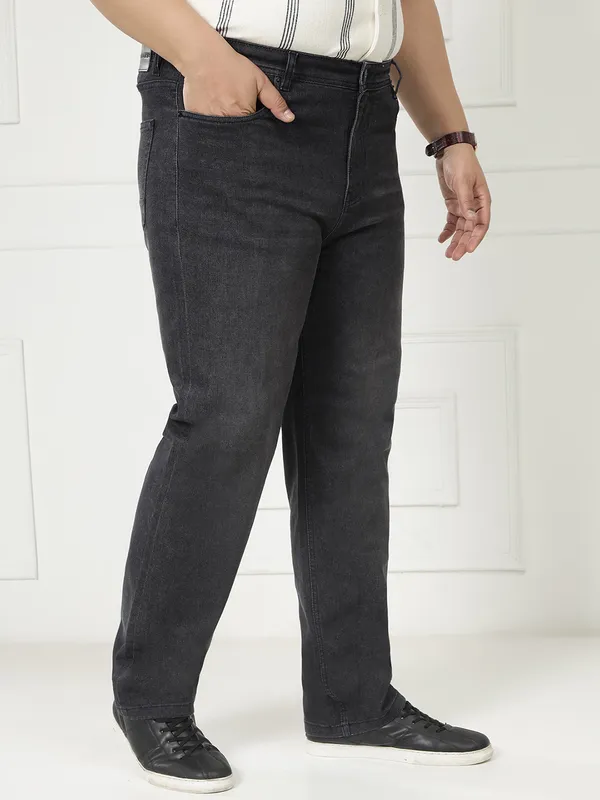 Carbon_Black_Stretchable_Denim_Jeans_for_Men