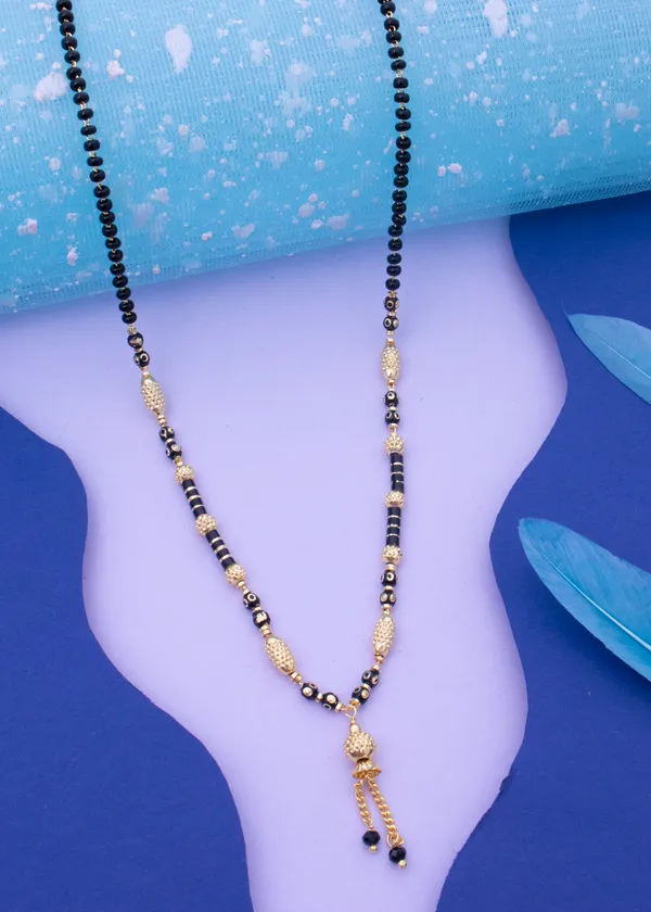 Simple_and_Stylish_22K_Gold_Plated_Black_and_Gold_Beds_Mangalsutra_For_Women_and_Girls