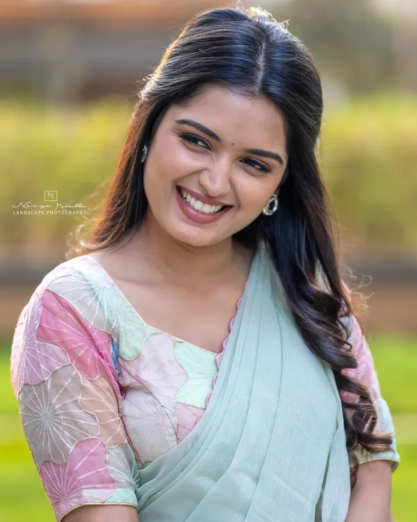 Light_Green_soft_simmer_georgettee_Saree