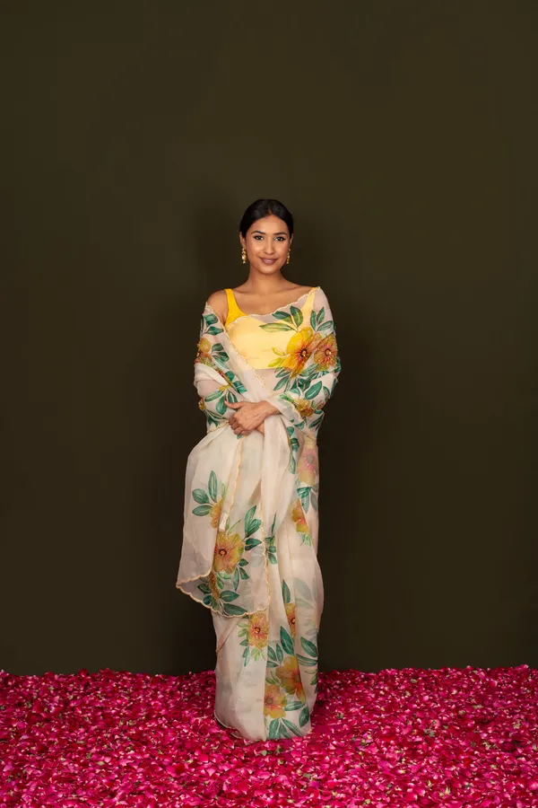 Cream_Organza_Motiwork_Embroidered_Saree