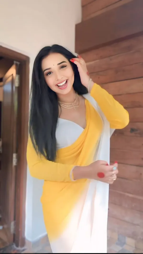Ready_To_Wear_Yellow_and_White_Trendy_1-Minute_Georgettee_Saree