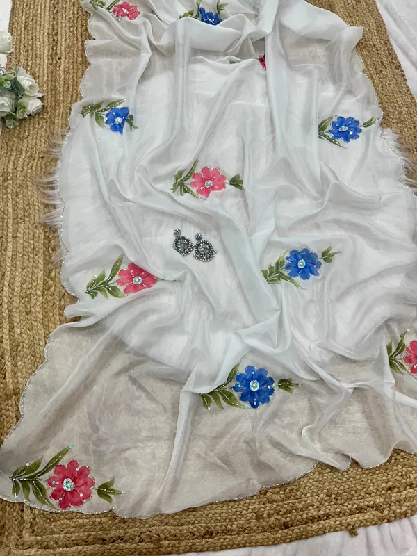 Lilac_Organza_Motiwork_Embroidered_Saree
