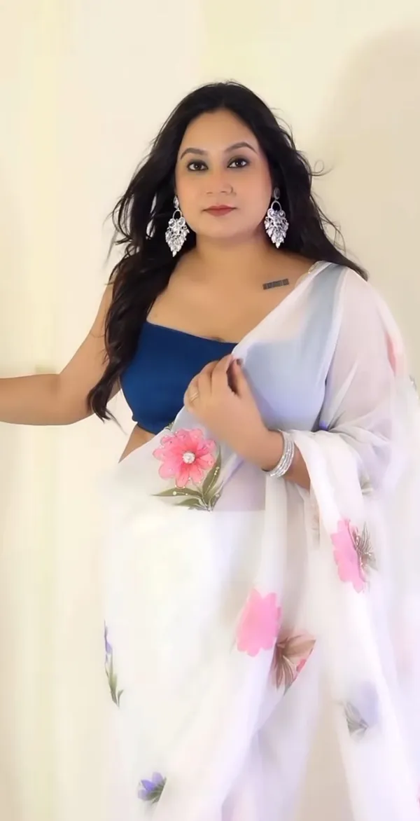 Lilac_Organza_Motiwork_Embroidered_Saree