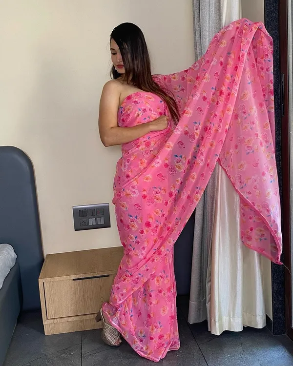 Ready_To_Wear_Pink_Trendy_1-Minute__Georgette_Saree