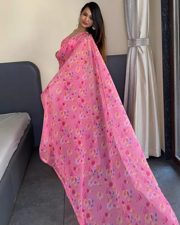Ready_To_Wear_Pink_Trendy_1-Minute__Georgette_Saree