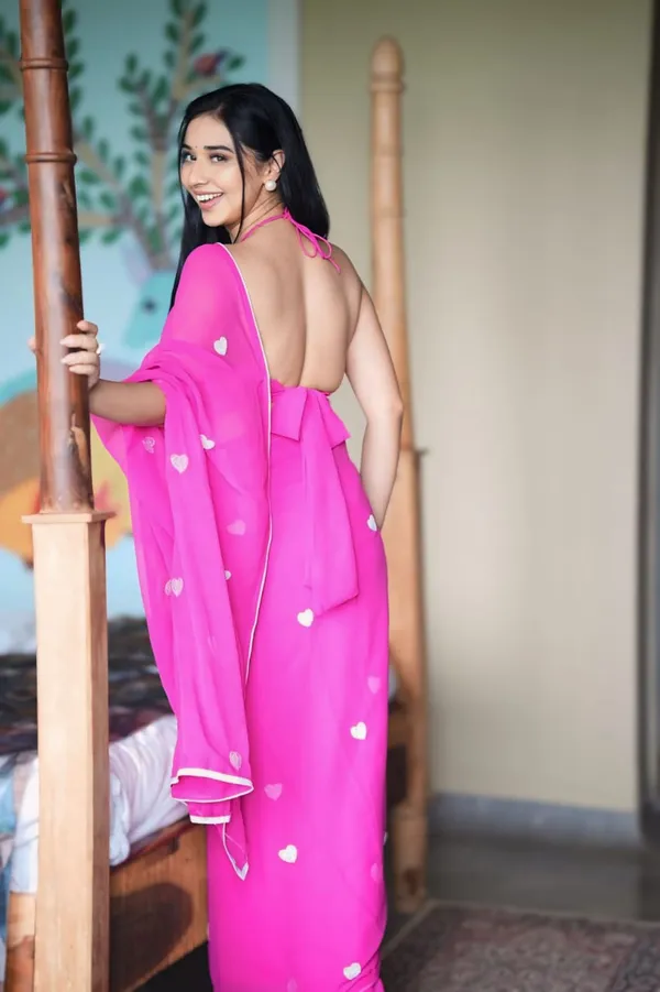 Ready_To_Wear_Pink_Trendy_1-Minute_Georgette_Saree_With_Blouse