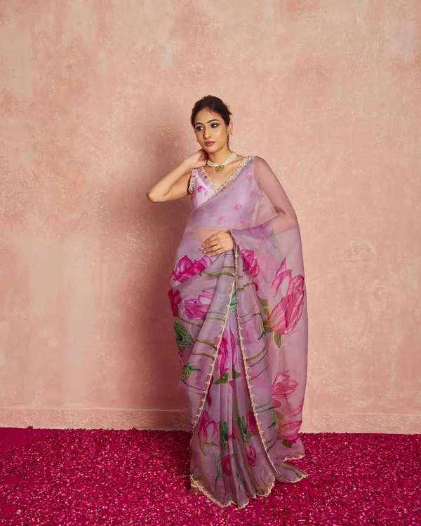 Lavender_Organza_Motiwork_Embroidered_Saree