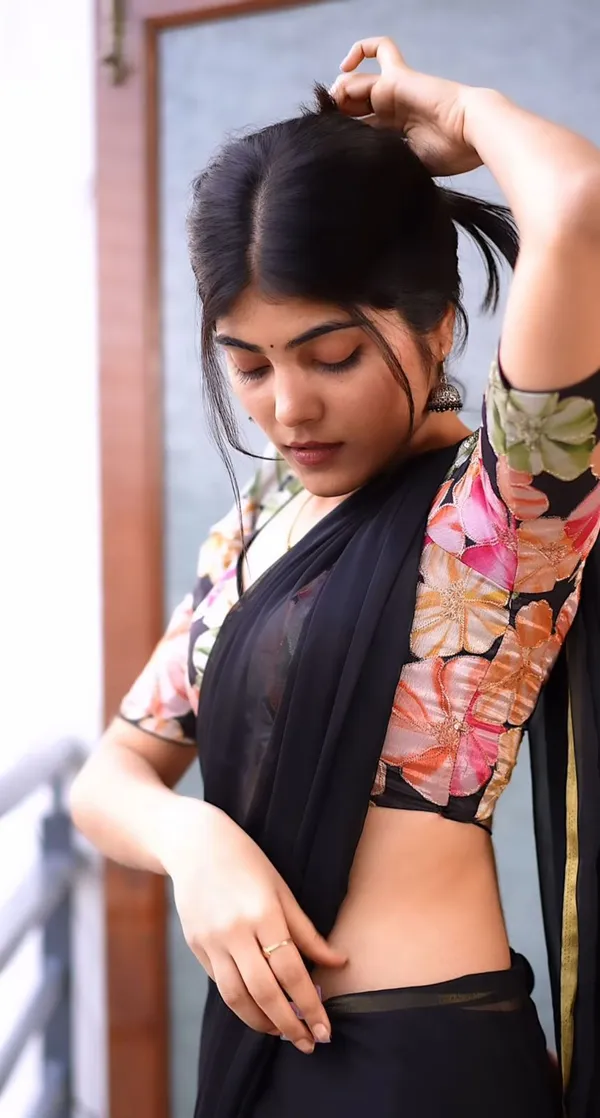 BLACK_SOFT_GEORGETTE_EMBROIDERED_SAREE