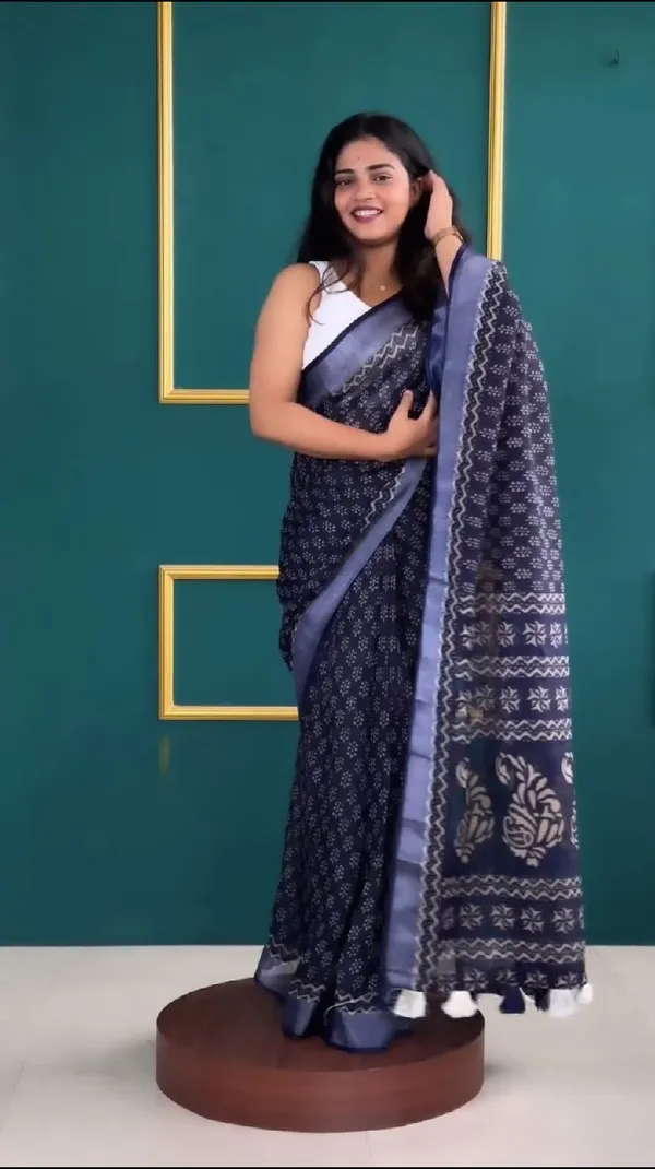 Navy_Blue_Trendy_Floral_Print_Pre-Stitched_Linen_Saree