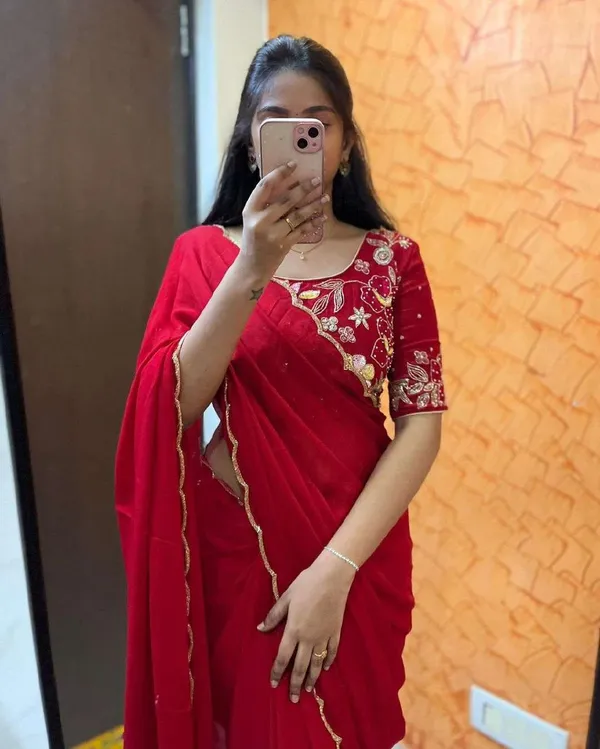 RED_SOFT_GEORGETTE_EMBROIDERED_SAREE