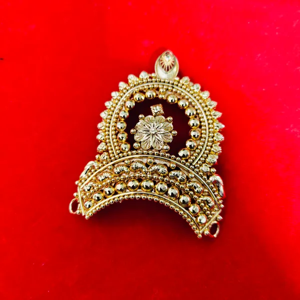 BEAUTIFUL_HANDMADE_MUKUT_2_INCHES__DIAMETER__GOLDEN_COLOUR__MUKUT_FOR_1_FOOT_MATARANI