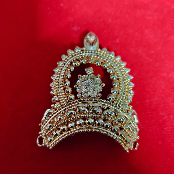 BEAUTIFUL_HANDMADE_MUKUT_2_INCHES__DIAMETER__GOLDEN_COLOUR__MUKUT_FOR_1_FOOT_MATARANI