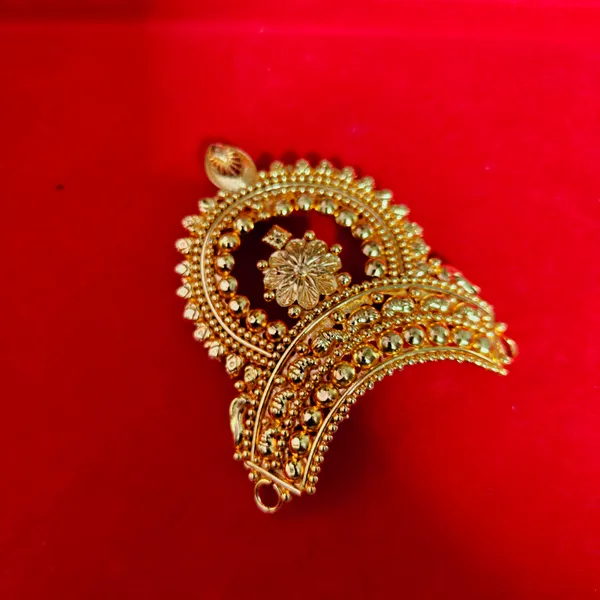 BEAUTIFUL_HANDMADE_MUKUT_2_INCHES__DIAMETER__GOLDEN_COLOUR__MUKUT_FOR_1_FOOT_MATARANI