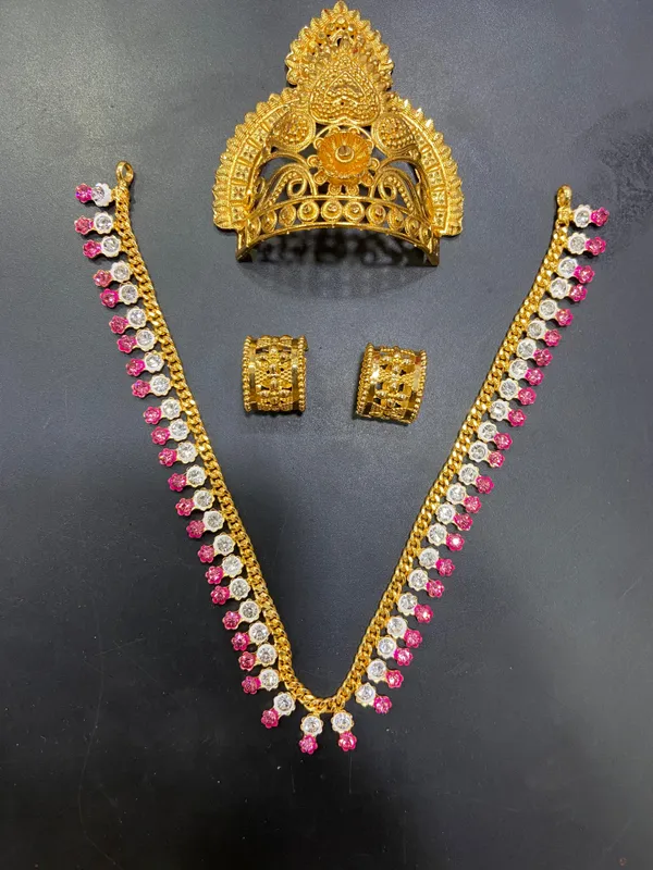 GoldEN_COLOUR__Brass_Mukut_and_Twin_Stone_Necklace_with_Chudi_For_God_Idols_FOR_5