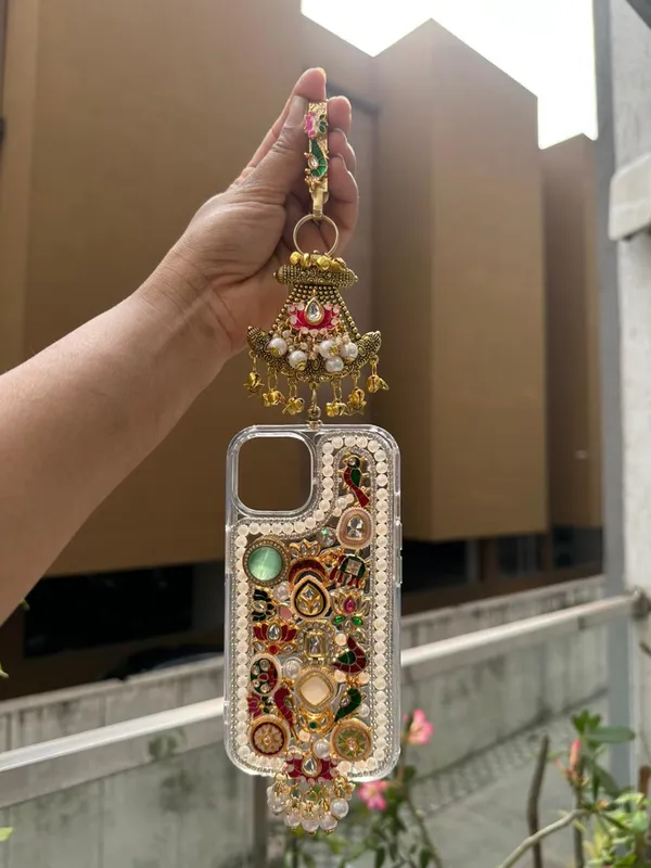 Royal_Heritage_Embellished_Phone__Case