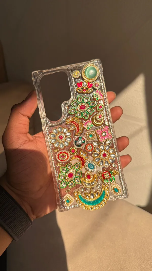 The_Festive_Finery_Case