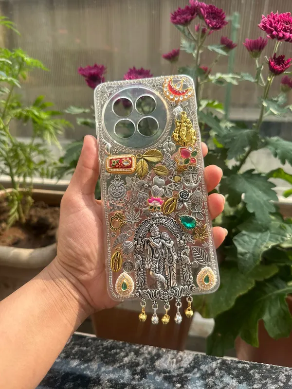 Vrindavan_Vibes_Radha_Krishna_Case