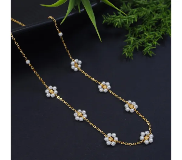 Gold_Trendy_Western_Chain_Neck_Chain_For_Women