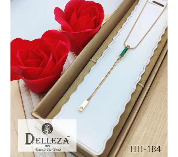 Gold_Trendy_Western_Chain_Neck_Chain_For_Women