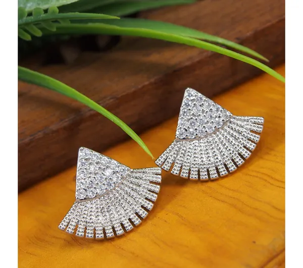 Silver_American_Diamond_Alloy_Trendy_Earring_For_Women